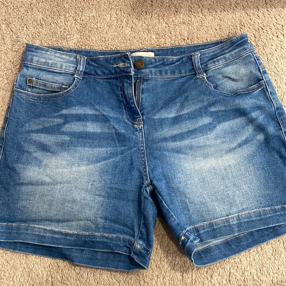 Size 6, denim shorts